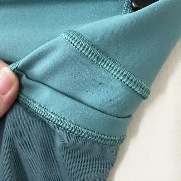 Lululemon Forget The Sweat Crop 21" Turquoise Sea Size 6 Mesh Details Teal Blue - Picture 9 of 15